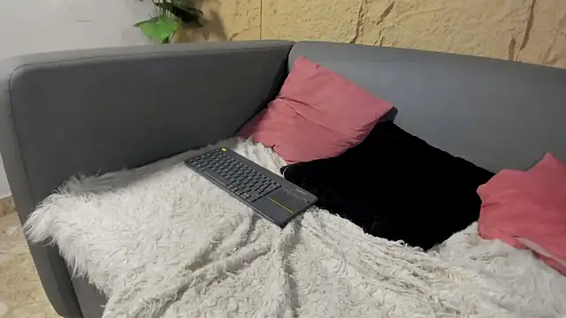 elliot_colton webcam