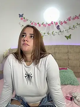 catherine_summer1 - Catherine_summer1's free webcam