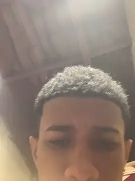 mario_diazhot webcam