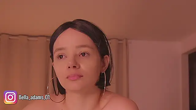 bella_adams_ webcam
