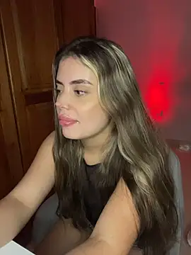 Webcam Model (Miss_valeriaa)  is live.Free join now!