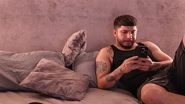 Nicky_and_Blake webcam