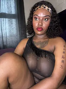 QUEEN_NOBUHLE_FEMDOM_777 webcam