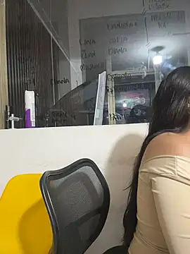 Antonella_Julieta webcam