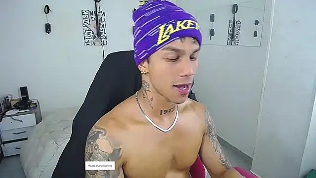 Leonard_Price webcam