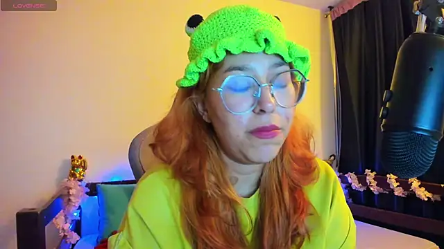 _Moon_Johnson webcam