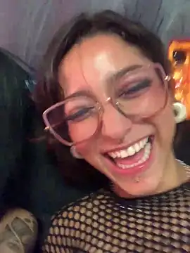 LilithMonette webcam