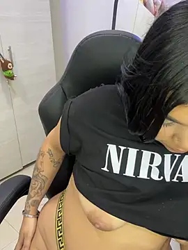 Latin_bigbutt webcam