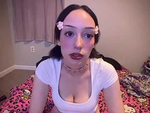 strwbrrymilk webcam