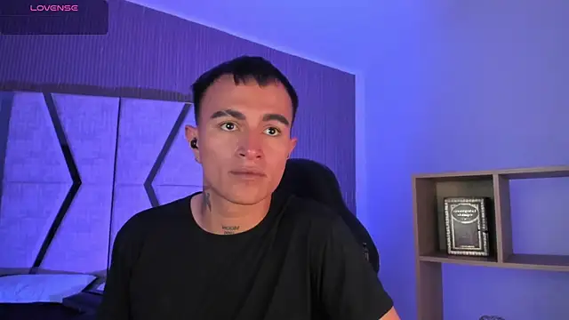 liamdeep - LiamDeep's free webcam