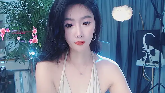 美女feifei-love在线直播