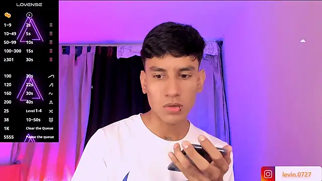 damien_howard - Damien_Howard's free webcam - UK Sex Cams