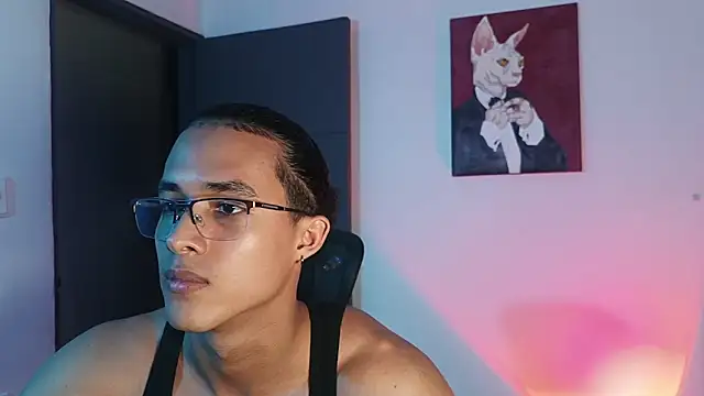 alejo_x3 - Alejo_x3's free webcam - UK Sex Cams