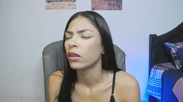 CoralieBronson webcam