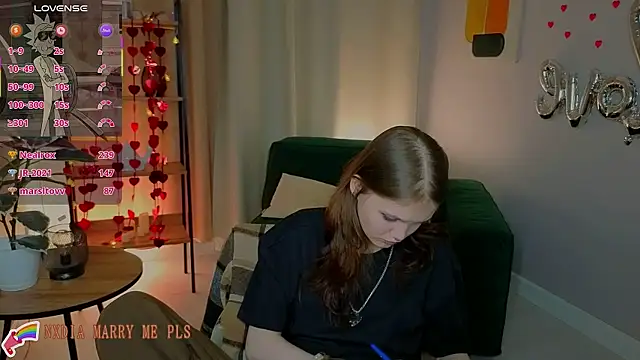 dilara_xbaby - Dilara_xBaby's free webcam - UK Sex Cams