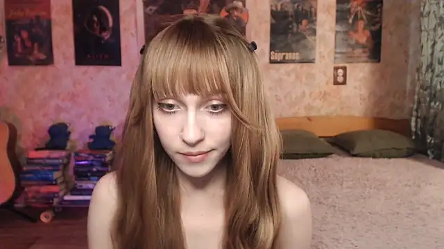 Friendly_Ellie webcam