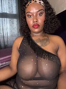 QUEEN_NOBUHLE_FEMDOM_777 webcam