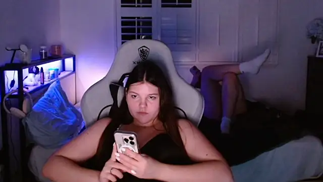 yourmila1 - Yourmila1's free webcam - UK Sex Cams