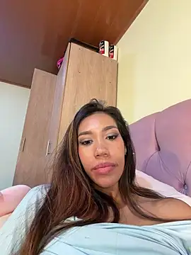 zoe_storm's Stripchat show and profile
