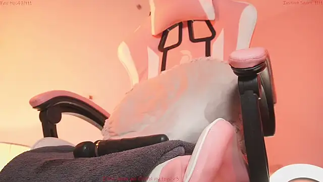 KirstenDanston webcam