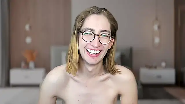 rousseblossom - Rousseblossom's free webcam - UK Sex Cams