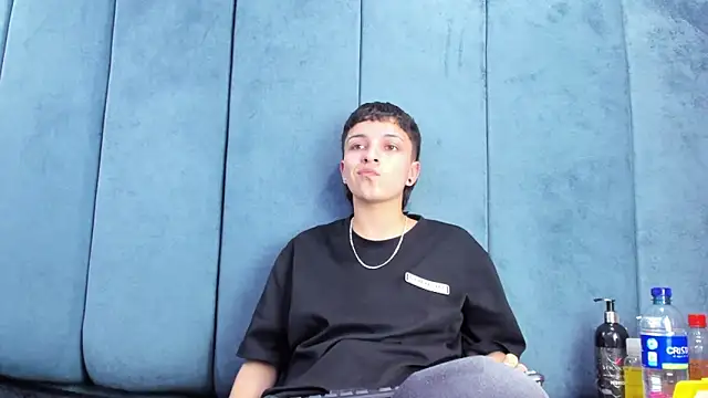 Megan_Thompson_ webcam