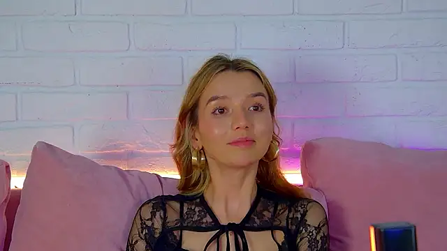 VanessaVienne webcam