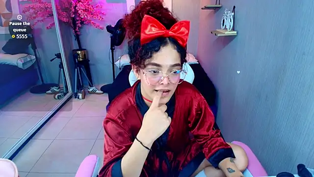 Maggy_t18 webcam