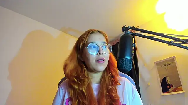 _Moon_Johnson webcam