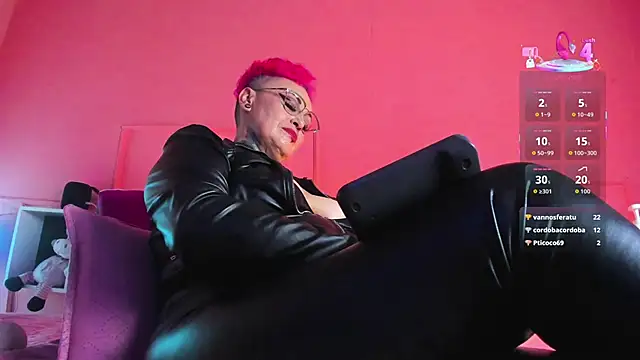 MATURE_HARDCORE webcam