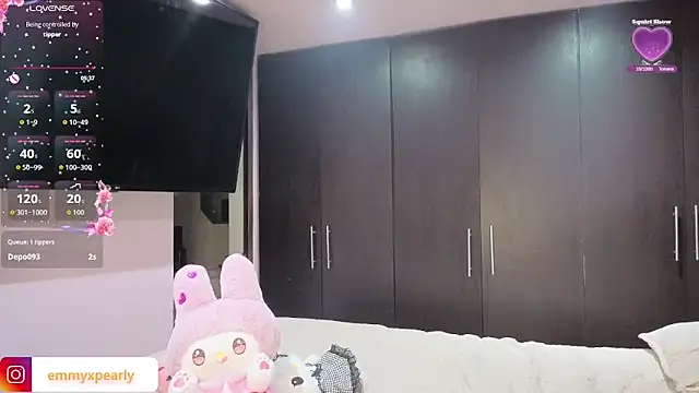 emyxpearly webcam