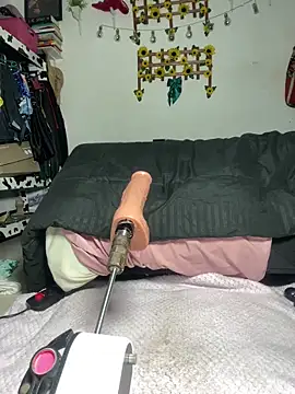 orianna_submissive24 from StripChat is Freechat