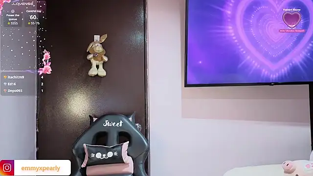 emyxpearly webcam