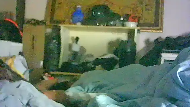 ON3YOULLN3VER_FIR3 webcam