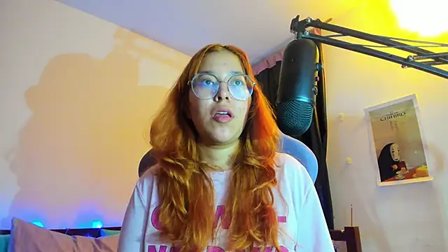 _Moon_Johnson webcam