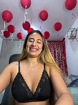 Megumi_Ivanov webcam