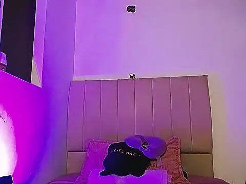 Holistic_Ambrita webcam