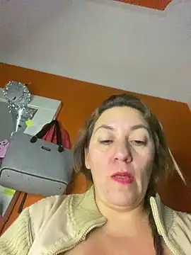 scarlet-20 - SCARLET-20's free webcam - UK Sex Cams