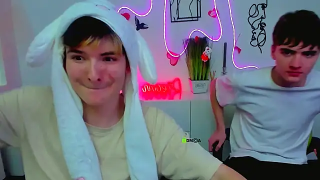 emil_lucky - Emil_lucky's free webcam - UK Sex Cams