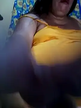 Huge_mama69 webcam