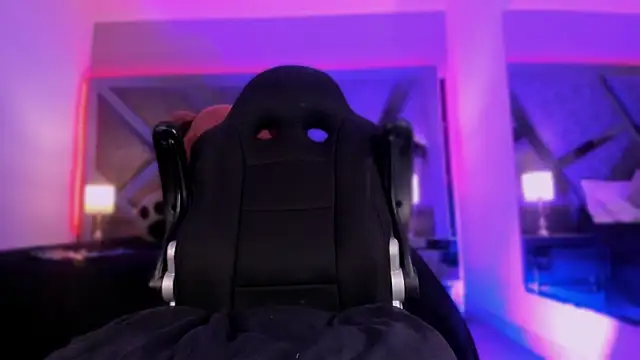 Charlotteinpole webcam