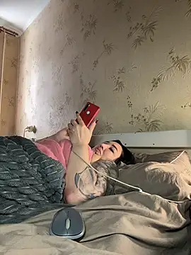 Naughtbaby_2025 webcam