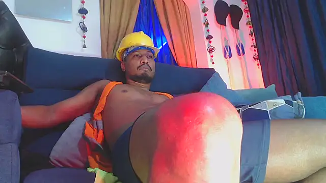 ElCaballeroNegro24 webcam