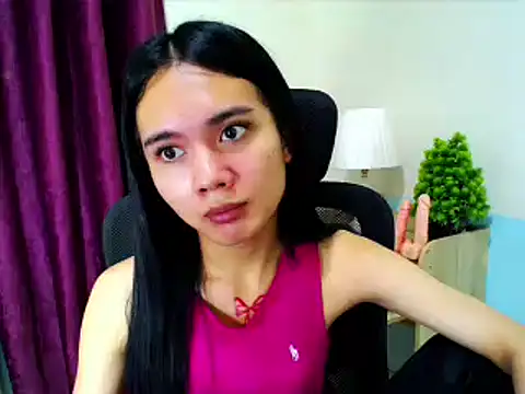 devine_goddess webcam