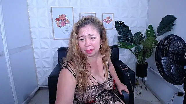 Valentinaa_mature webcam