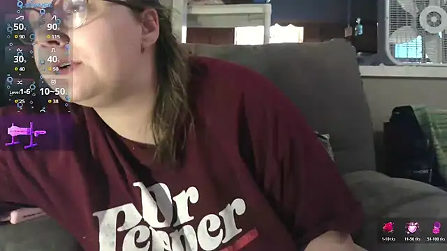 TurtleLady420 webcam