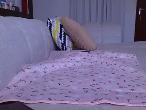 miss_bambi - Miss_bambi's free webcam - UK Sex Cams