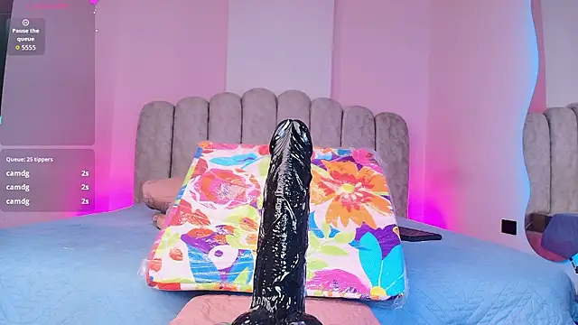 sharlott_miller webcam