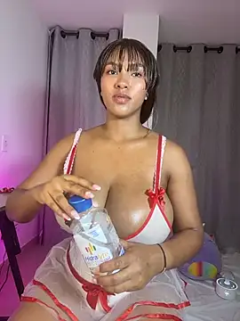 Mia_sweet80 webcam