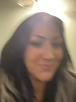 LittleMissEeve webcam